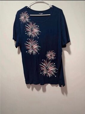 Kim Rogers Navy Short-Sleeve Tee with Red & White Firework Design